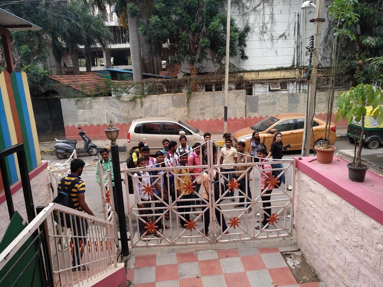 Hackerpacker Backpackers Hostel Bangalore Exterior foto